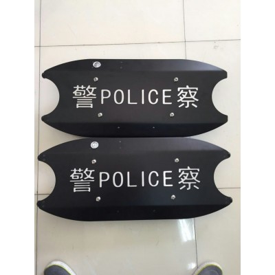 戰(zhàn)術(shù)護臂,、自主研發(fā),、模具化生產(chǎn)