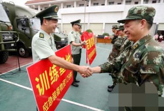 【基層】廣西公安邊防總隊舉行后勤應(yīng)急裝備物資配發(fā)儀式