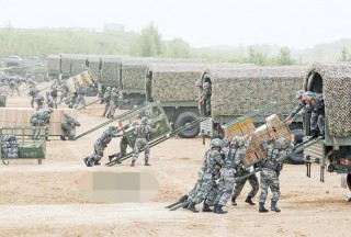 驚！解放軍研制毒液吸取器 被毒蛇咬傷無需人工吸取