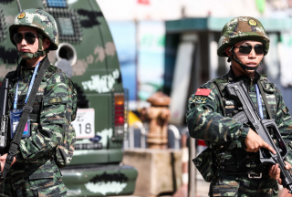 【快訊】武警全副武裝警戒,，為的是……