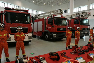 社會公共安全產(chǎn)品和警用裝備亮相海口