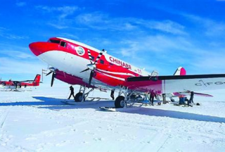 【聚焦】極地固定翼飛機“雪鷹”世界上首次降落南極冰蓋之巔