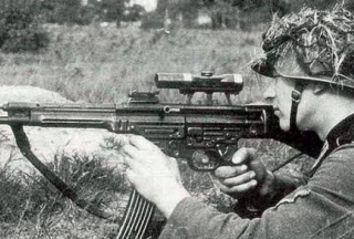 【組圖】論二戰(zhàn)美軍與德軍單兵裝備哪個(gè)好,？