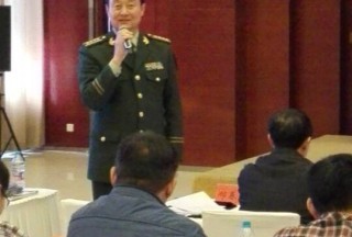 【論壇直播】中國(guó)人民武裝警察部隊(duì)特種警察學(xué)院邢春洪教授蒞臨第十八屆安檢排爆警用論壇