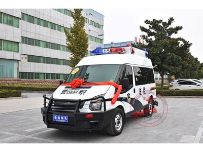 森源鴻馬5.8米全順改裝囚車